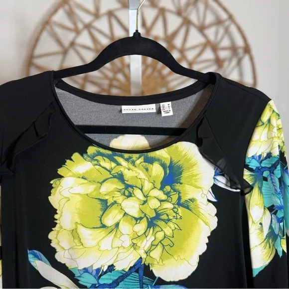Women’s Susan Graver Medium Floral Black Top - Picture 2 of 7